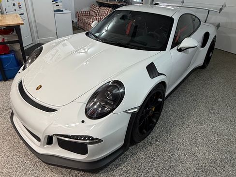 Used 2016 Porsche 911 GT3 RS image 4
