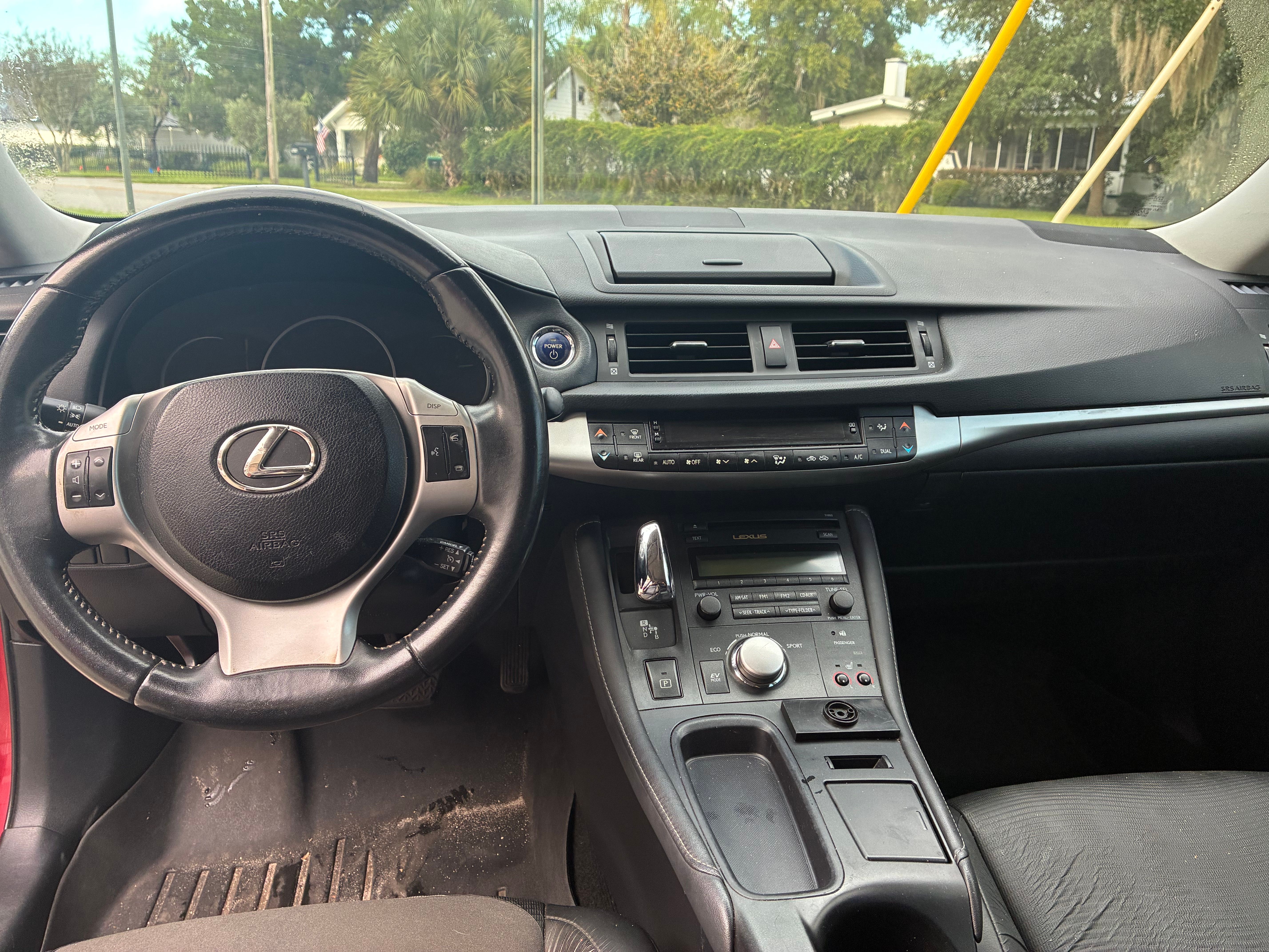 Used 2012 Lexus CT 200h Premium FWD image 9