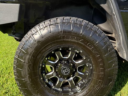 Used 2007 HUMMER H2 image 9