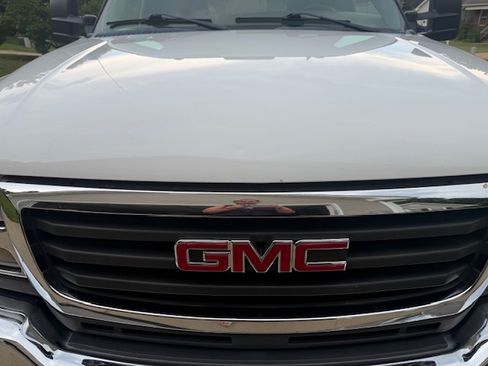 Used 2006 GMC Sierra 2500 SLE AWD/4WD image 21