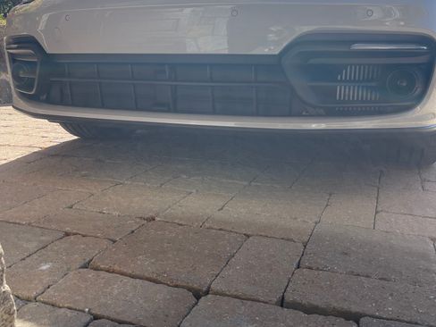 Used 2023 Porsche Panamera image 10