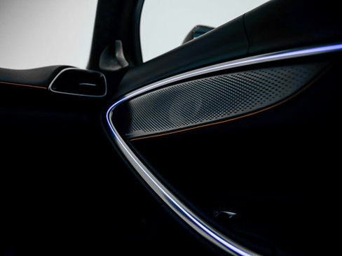 Used 2018 Mercedes-Benz E 63 AMG S image 28