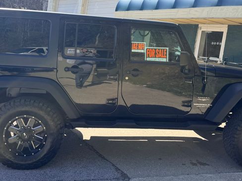 Used 2011 Jeep Wrangler Unlimited Sahara w/ Trailer Tow Group image 1