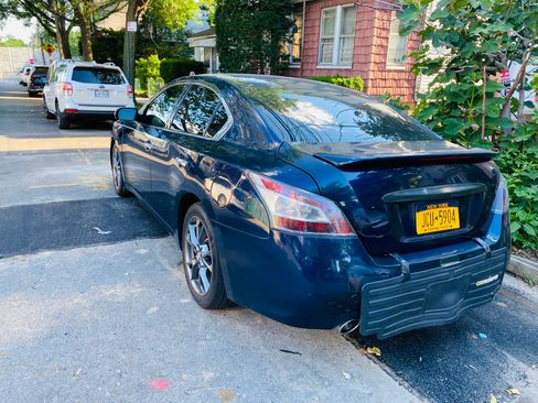 Used 2014 Nissan Maxima 3.5 S w/ Limited Edition Package FWD image 8