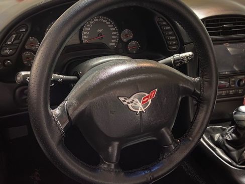 Used 2003 Chevrolet Corvette Convertible w/ Preferred Equipment Group1 image 20