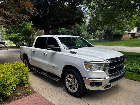 Used 2019 RAM 1500 Big Horn AWD/4WD image 16