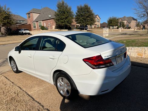 Used 2015 Honda Civic LX image 4