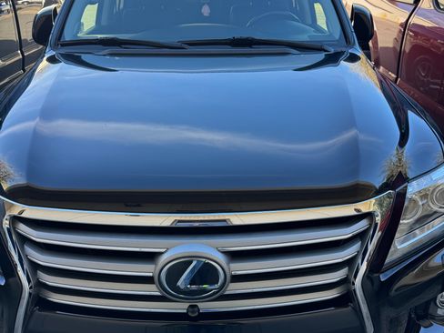 Used 2015 Lexus LX 570 4WD image 6