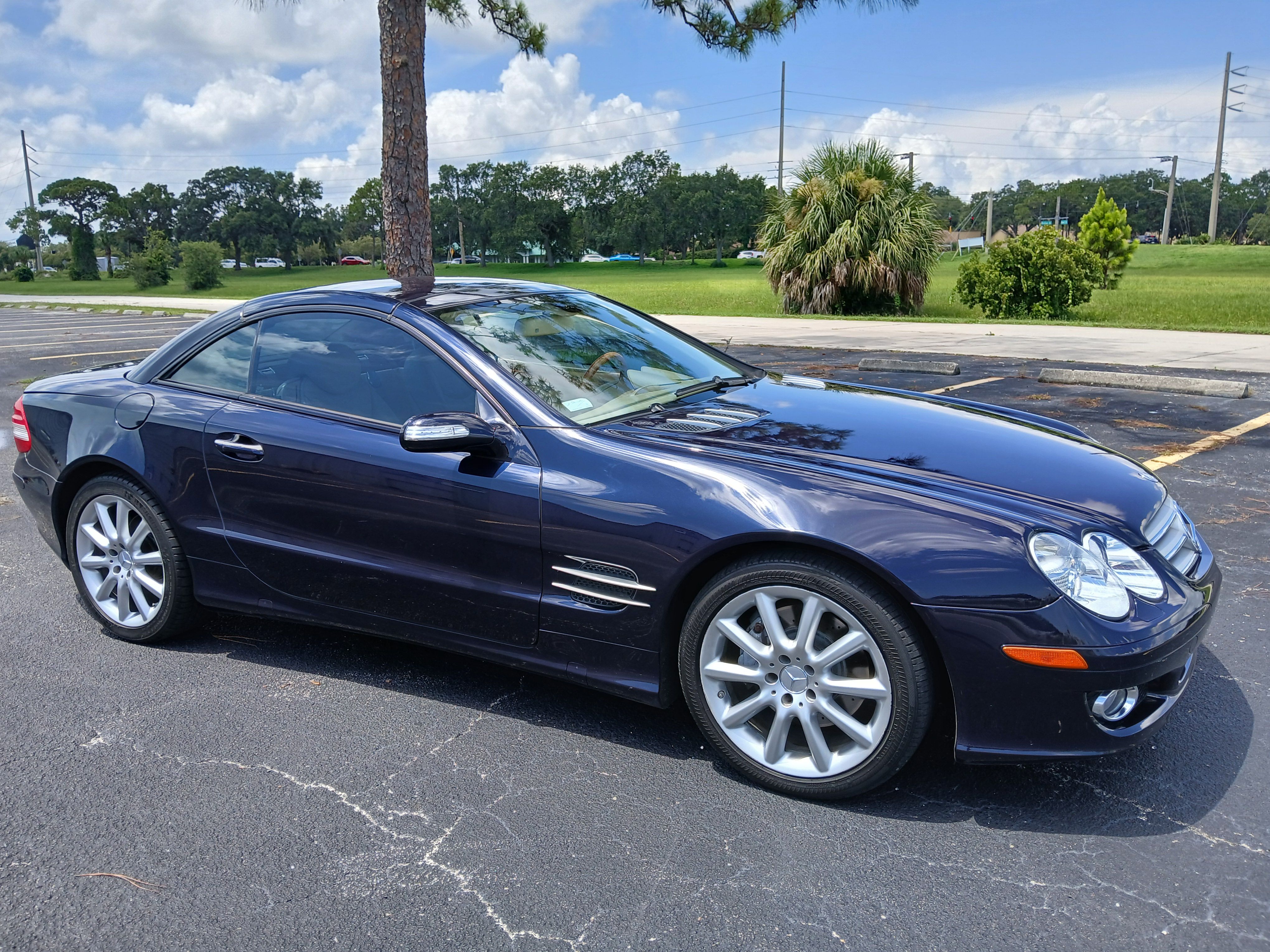 Used 2007 Mercedes-Benz SL 550 w/ Premium Pkg I image 12