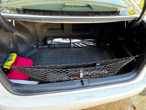 Used 2016 Lexus ES 300h 300h Sedan 4D image 8