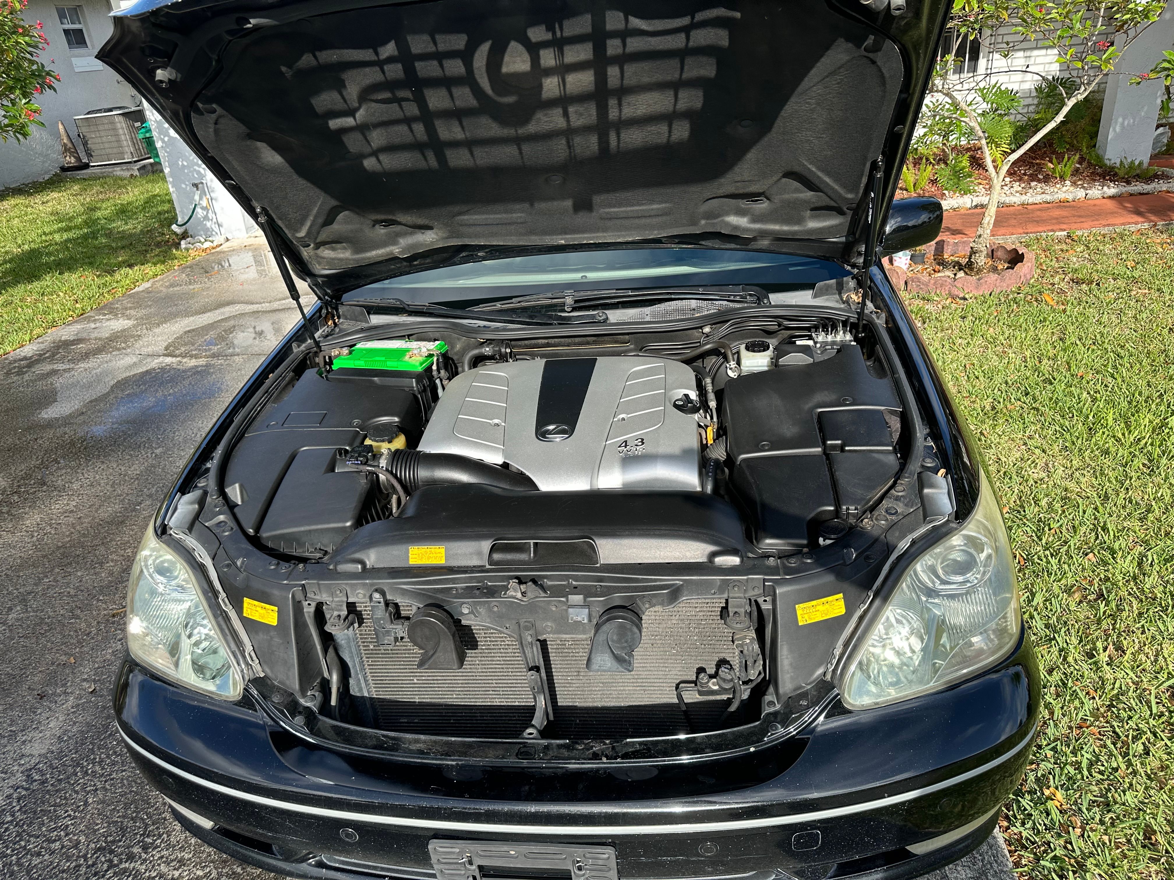 Used 2006 Lexus LS 430 w/ Modern Luxury Pkg RWD image 8