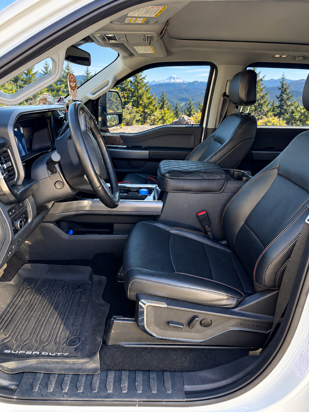 Used 2024 Ford F350 Lariat w/ Camper Package AWD/4WD image 8