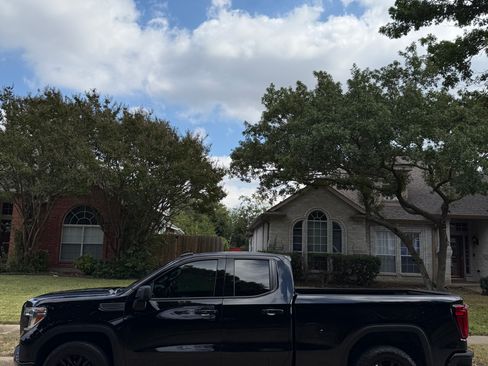 Used 2020 GMC Sierra 1500 Elevation image 10