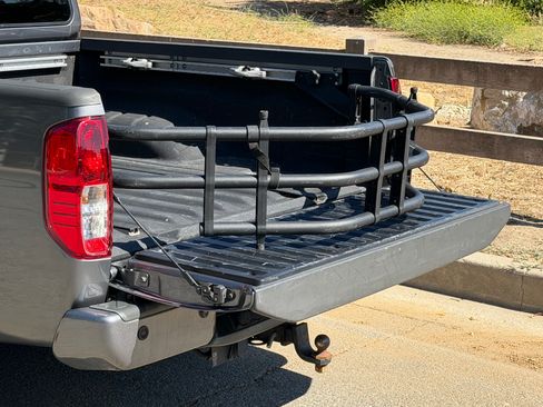 Used 2021 Nissan Frontier SV RWD image 8