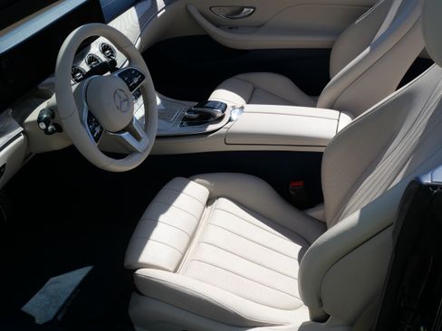 Used 2020 Mercedes-Benz E 450 Cabriolet image 22