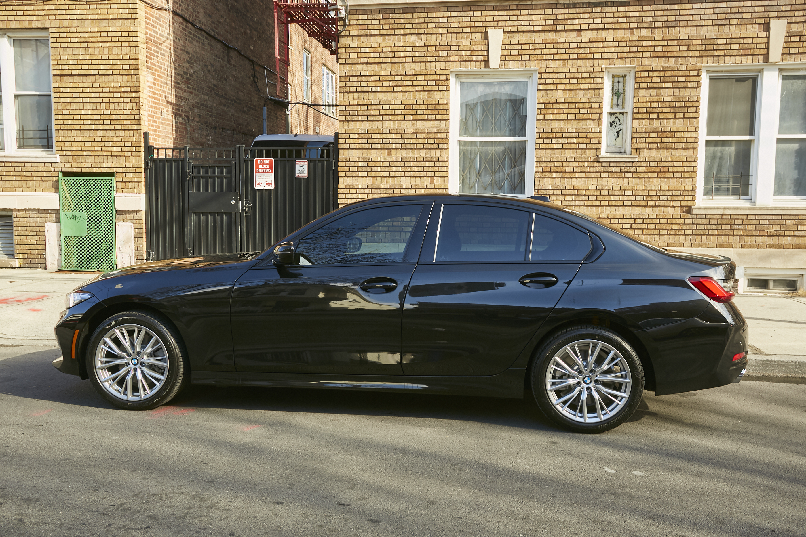 Used 2023 BMW 330i xDrive Sedan w/ Premium Package AWD/4WD image 8
