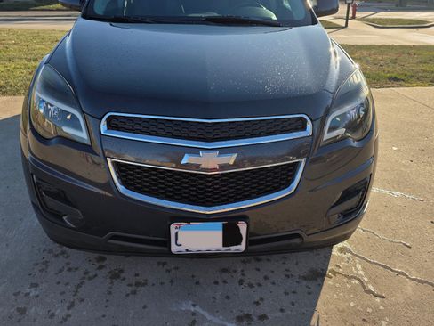 Used 2015 Chevrolet Equinox LT image 2