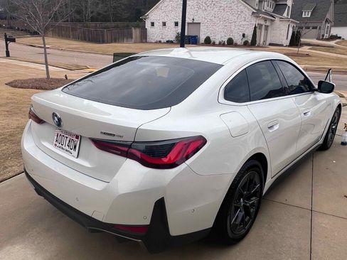 Used 2023 BMW i4 eDrive40 w/ Premium Package image 4