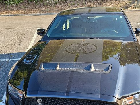 Used 2010 Ford Mustang Shelby GT500 RWD image 6