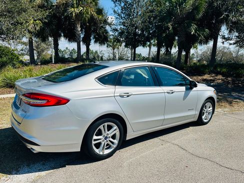 Used 2018 Ford Fusion S image 9