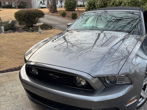 Used 2014 Ford Mustang GT Premium image 2
