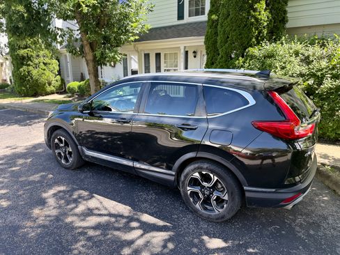 Used 2017 Honda CR-V Touring image 6