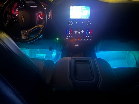 Used 2021 Chevrolet Silverado 2500 High Country w/ Z71 Off-Road Package image 26