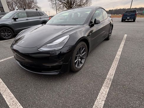 Used 2021 Tesla Model 3 Long Range image 4