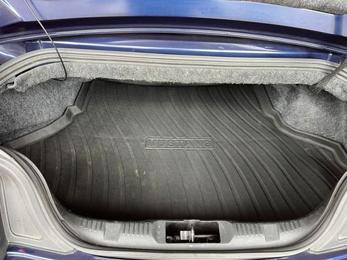 Used 2018 Ford Mustang Premium w/ Equipment Group 201A image 9