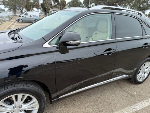 Used 2012 Lexus RX 450h FWD w/ Premium Pkg image 4
