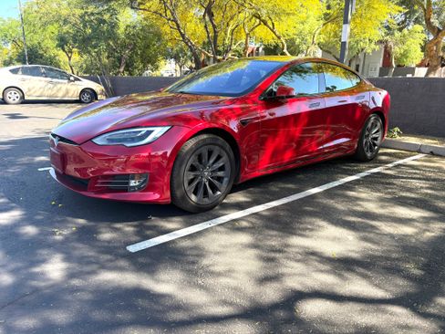 Used 2020 Tesla Model S Long Range Plus AWD/4WD image 1