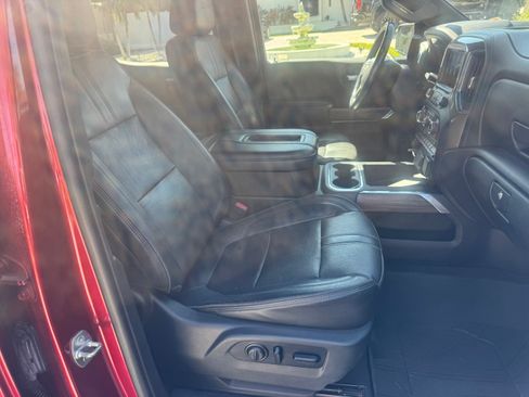 Used 2021 Chevrolet Silverado 1500 High Country w/ Technology Package image 10