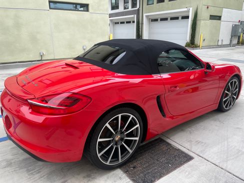 Used 2014 Porsche Boxster S RWD image 8