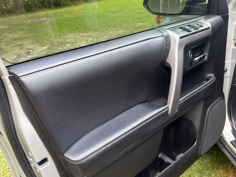 Used 2022 Toyota 4Runner SR5 RWD image 10