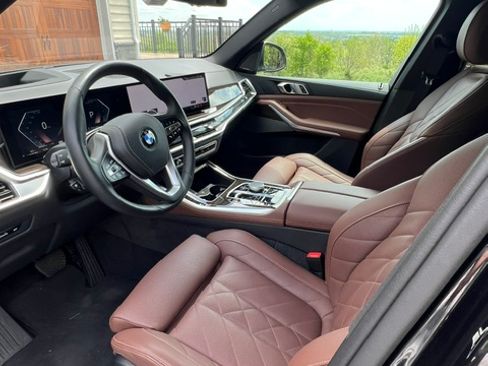Used 2024 BMW X5 xDrive40i w/ Premium Package AWD/4WD image 15