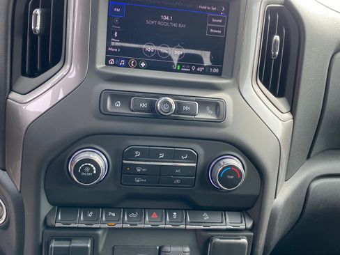 Used 2024 Chevrolet Silverado 2500 Custom w/ Custom Value Package image 13