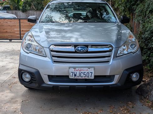 Used 2014 Subaru Outback 2.5i w/ Popular Package #1A AWD/4WD image 8