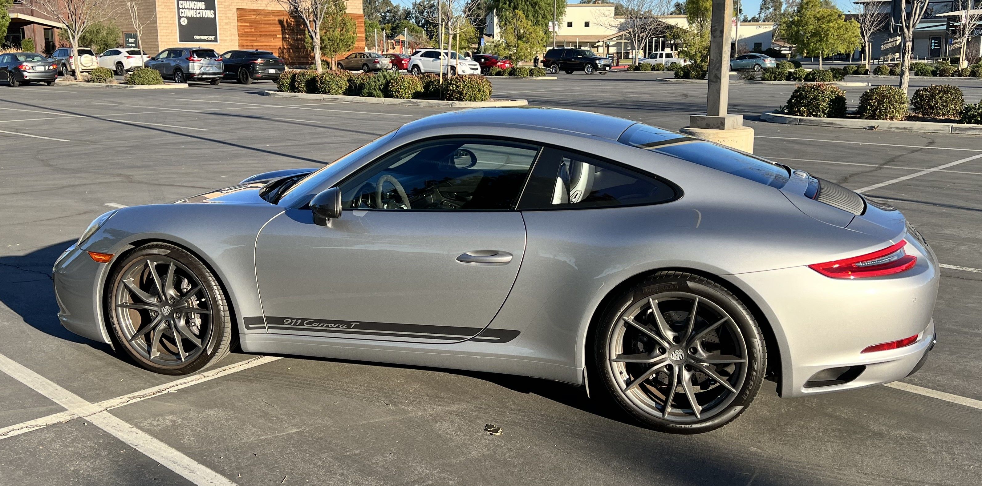 Used 2018 Porsche 911 Carrera T RWD image 13