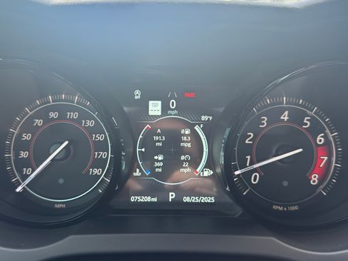 Used 2020 Jaguar F-TYPE Coupe image 9