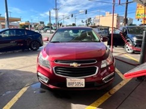 Used 2016 Chevrolet Cruze LT image 1