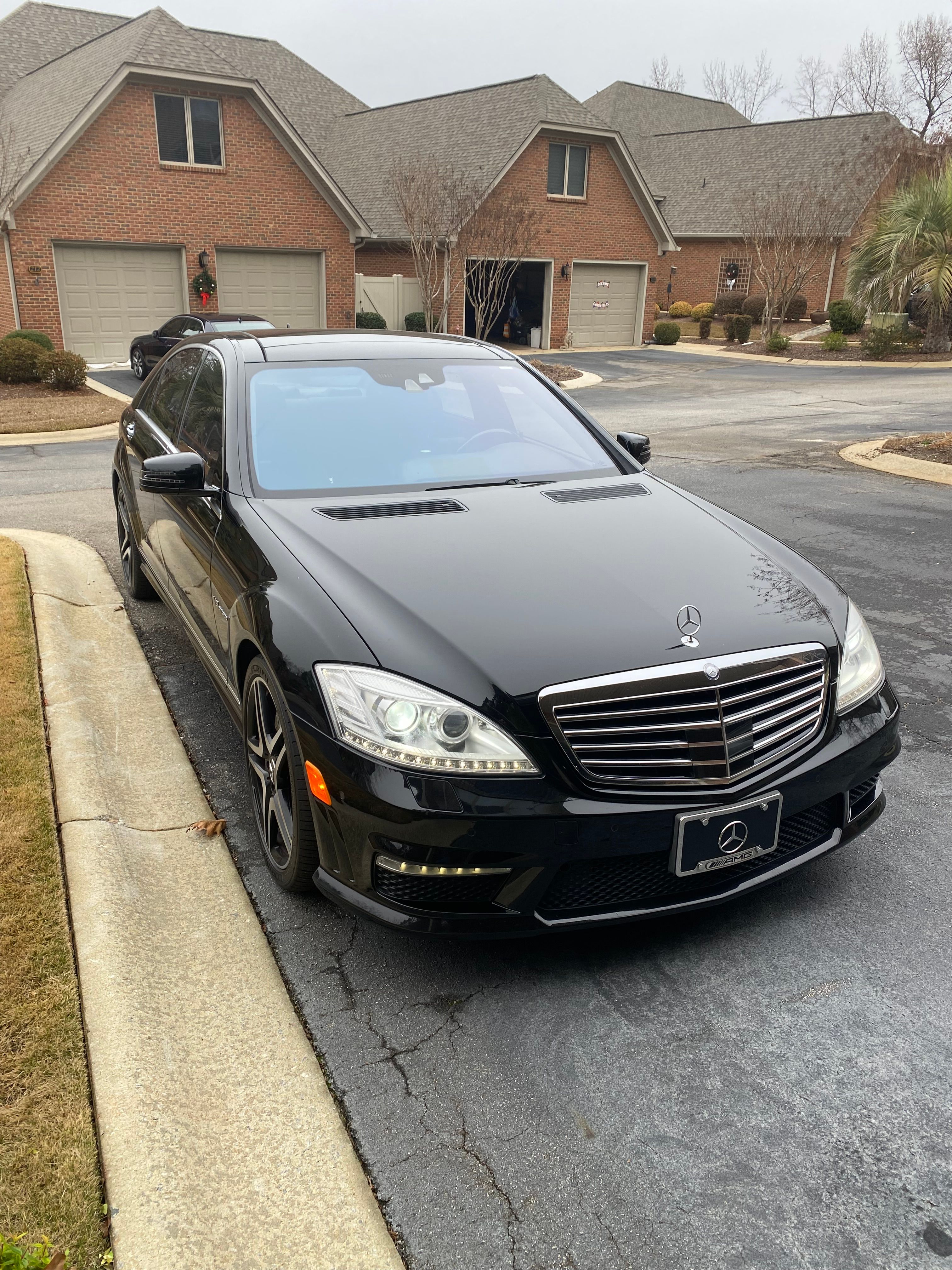 Used 2012 Mercedes-Benz S 63 AMG image 12