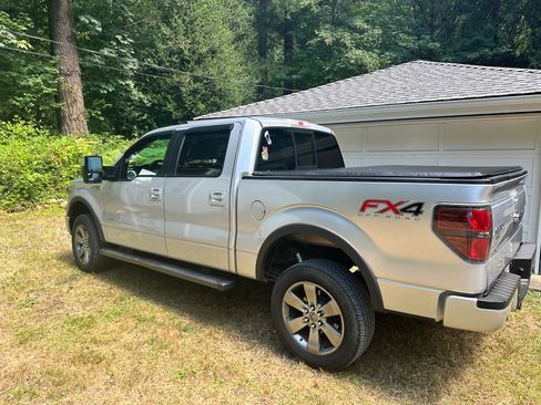 Used 2014 Ford F150 FX4 w/ Equipment Group 402A Luxury AWD/4WD image 1