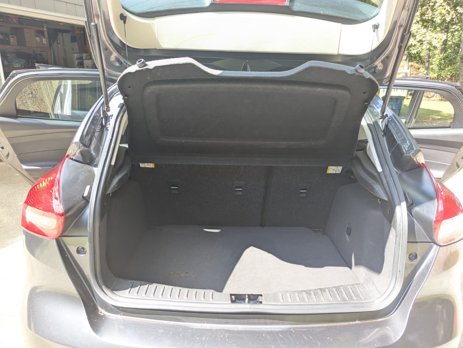 Used 2018 Ford Focus SE FWD image 17