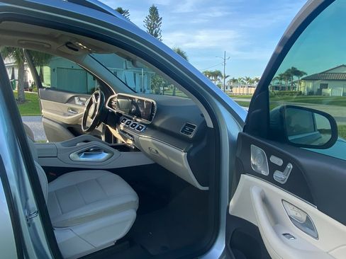 Used 2020 Mercedes-Benz GLE 350 4MATIC image 6