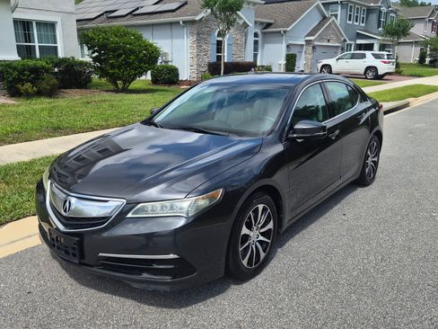 Used 2016 Acura TLX w/ Technology Package FWD image 9