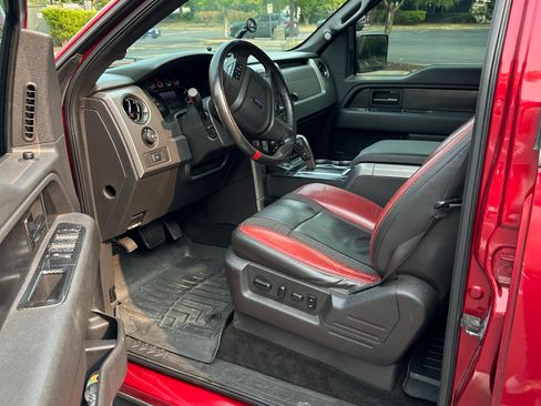 Used 2014 Ford F150 Raptor w/ Equipment Group 801A Luxury AWD/4WD image 6