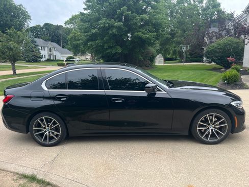 Used 2020 BMW 330i xDrive Sedan w/ Convenience Package AWD/4WD image 4