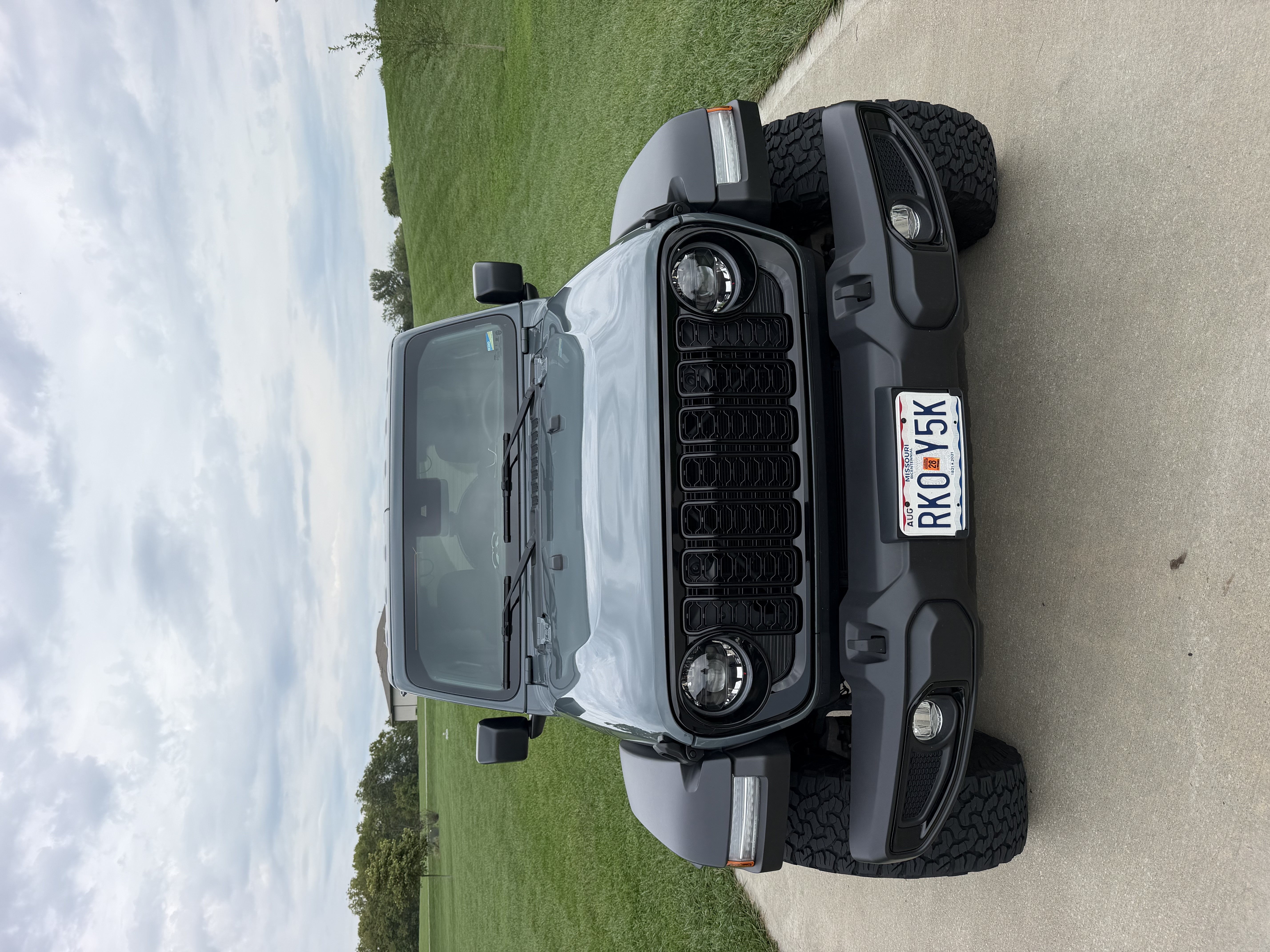 Used 2024 Jeep Wrangler Sport AWD/4WD image 5