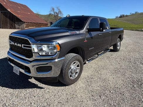 Used 2022 RAM 3500 Tradesman image 10