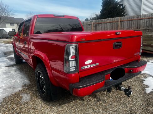 Used 2006 GMC Sierra 1500 SLE w/ Vortecmax Performance Pack image 14